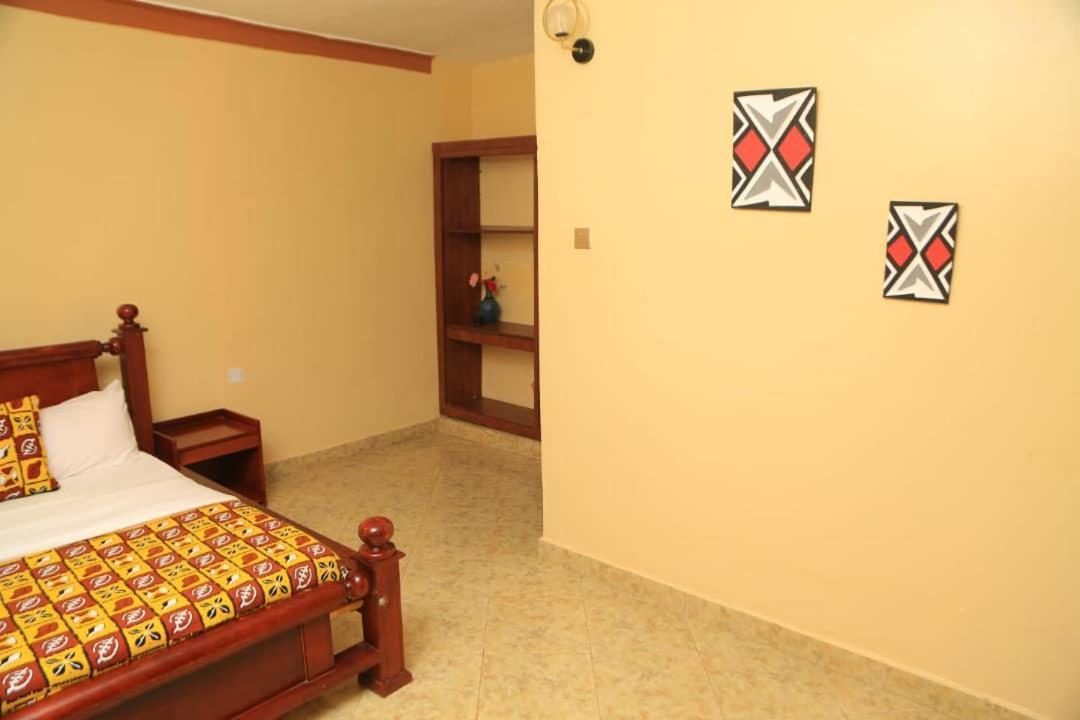 Palm Star Motel Fort Portal Zewnętrze zdjęcie