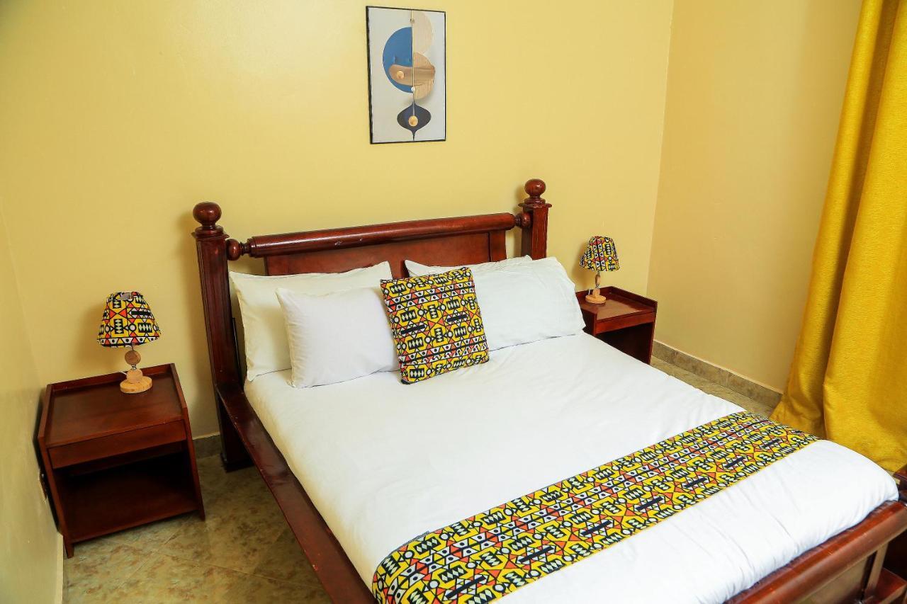 Palm Star Motel Fort Portal Zewnętrze zdjęcie