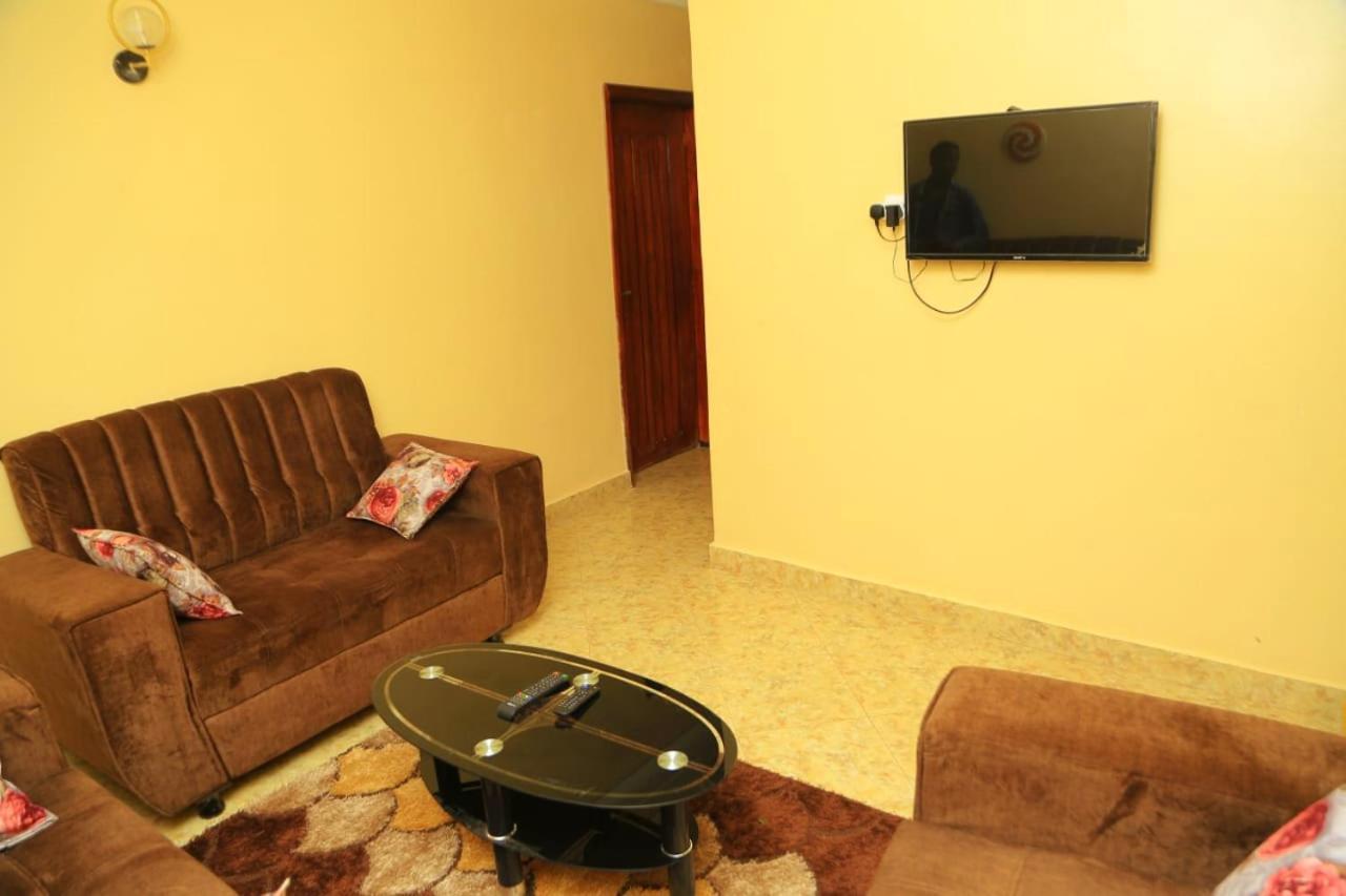 Palm Star Motel Fort Portal Zewnętrze zdjęcie