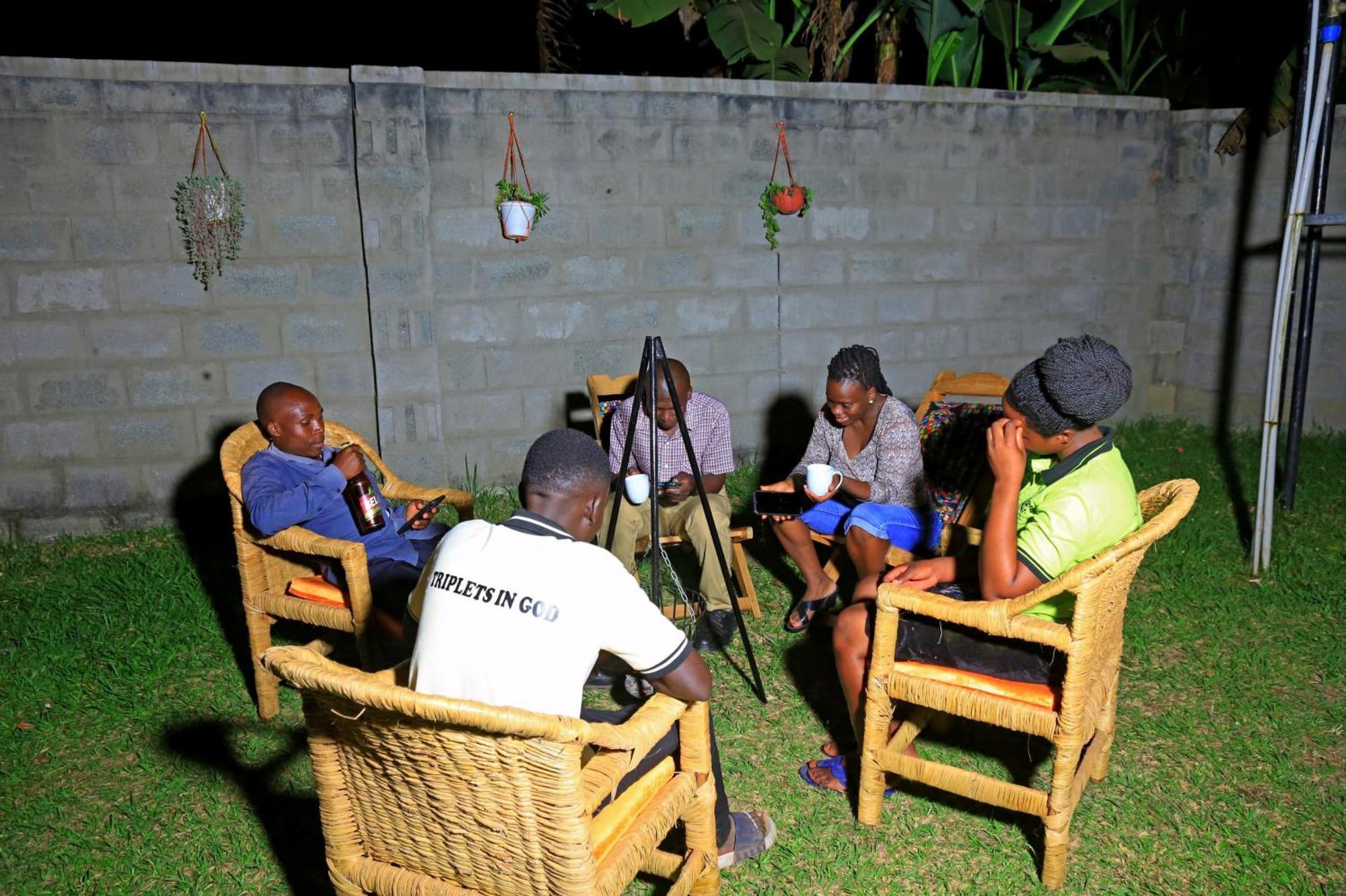 Palm Star Motel Fort Portal Zewnętrze zdjęcie